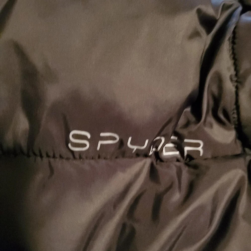 Mens Spyder Puffer Jacket with hood. Size Small.  Black.   In good condition. - Picture 6 of 7